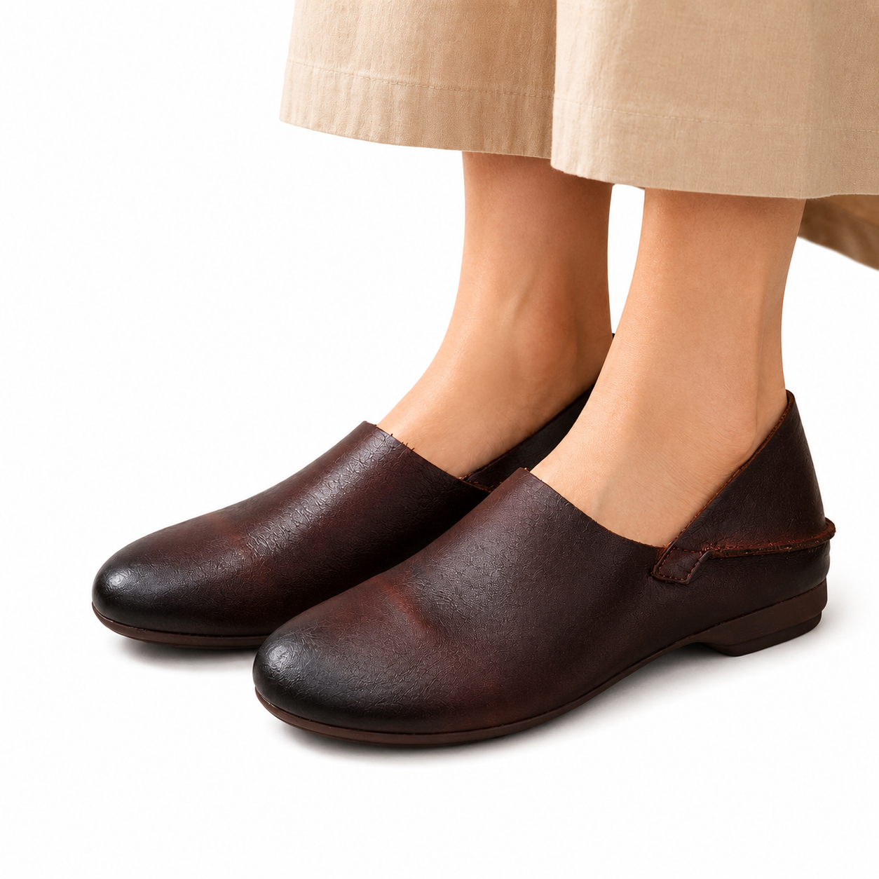 Vintage Cowhide Leather Flats – Soft Round Toe Slip On Loafers